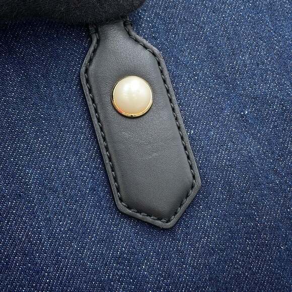 GUCCI Authentic Black Canvas Tote Bag - Picture 9 of 16